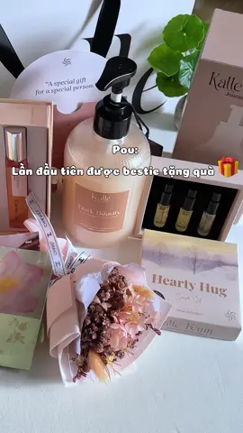 Set quà tặng siu xinh cho người thân bạn bè thầy cô #setquatang #setquakallefeum #quatang  #ngaynhagiaovietnam #xuhuong 