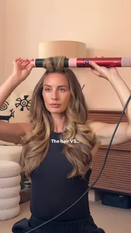 The best products for dry hair styling (blowdrying only ) ⬇️  @L’Oréal Professionnel Flex Pli - amazing in damp hair (how its intended) but as someone who has thick hair, using this lightly and working it in with the airwrap gives great day 2+ hair.  @Hair By Sam McKnight save the do - a firm fave, perfect to mist into the hair to refresh, add volume & heat protection. Very light weight and good for finer hair types too.  @Kérastase the best oil to seal and add shine to damp or dry hair. My hair just loves this elixir. @Living Proof, Inc. flex hairspray - if you’re in a rush this is perfect to mist over for hold and heat protection, can also be used with heated styling tools like tongs for holding curls too. Brushable/workable finish. @Dyson UK Chitosan styling spray - I love the mist application on this, it’s weightless and great for holding the hair. Again it works best in damp hair but lightly working it through and working in with the airwrap gives great extra hold and style memory.  hairbysammcknight cool girl texture mist - my fave go to product to add volume, width and fullness to dry hair, perfect for all hair type.  living proof  advanced clean dry shampoo. The best dry shampoo ever. I said what I said.  @RedkenUKI Quick drying hairspray - The best hairspray to lock in curls and set the hair between sections.  #productsyouneed #blowoututorial #dysonairwrap #airwraptutorial 