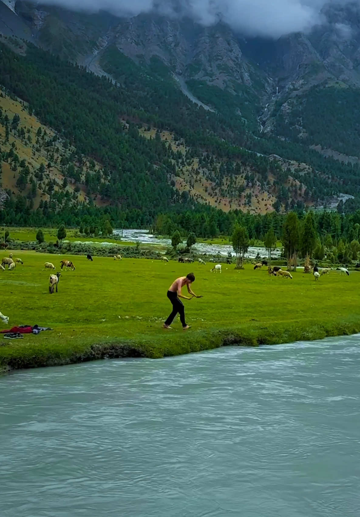 This & No Stress ♥️🏔️ 𝐏𝐥𝐚𝐧 𝐲𝐨𝐮𝐫 𝐩𝐞𝐫𝐟𝐞𝐜𝐭 𝐜𝐮𝐬𝐭𝐨𝐦𝐢𝐳𝐞𝐝 𝐁𝐲 𝐚𝐢𝐫 𝐭𝐫𝐢𝐩 & 𝐛𝐲 𝐫𝐨𝐚𝐝 𝐭𝐫𝐢𝐩𝐬 𝐭𝐨 𝐝𝐢𝐟𝐟𝐞𝐫𝐞𝐧𝐭 𝐝𝐞𝐬𝐭𝐢𝐧𝐚𝐭𝐢𝐨𝐧𝐬 𝐢𝐧 𝐩𝐚𝐤𝐢𝐬𝐭𝐚𝐧 𝐰𝐢𝐭𝐡 Hunza Tourism Club WhatsApp: +923489930504   Skardu | Hunza | Fairy meadows | Astore minimerg | Naran kaghan     Direct flights available from Karachi - Lahore - Islamabad  & Dubai  1: Family Tours  2: Honeymoon Tours  3: Corporate Tours  4: Group Tours 5: College / university tours  Make memories with your loved ones We are offering affordable packages. Get your quote today.  ⁨WhatsApp us  ⁨0348 9930504⁩ #foryoupage #trending #unfreezemyacount #dildilpakistan #hunzatourismclub 