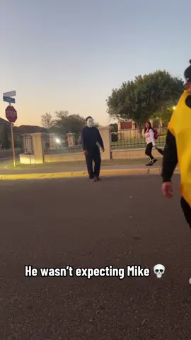 Wait for it 💀 @Project Big Screen (via:@itzel) #halloween 