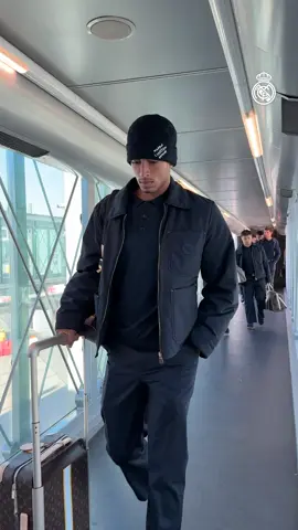 ⌚🛫 Time for take-off! @Louis Vuitton #RealMadrid 