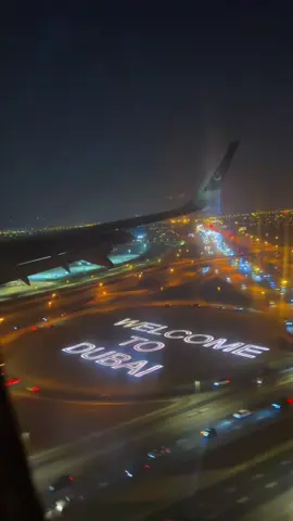✈️ Landed in the City of Dreams - Welcome back to Dubai 🇦🇪❤️🖤 #dubai #foryou #dubainight #view #landing 