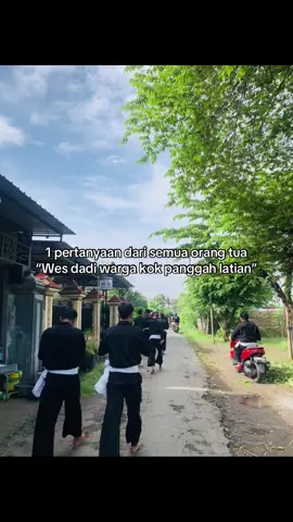 Ya gimna ya🙂‍↕️#pshtpusatmadiun #pshttulungagung #storypsht #lewatberandafyp 