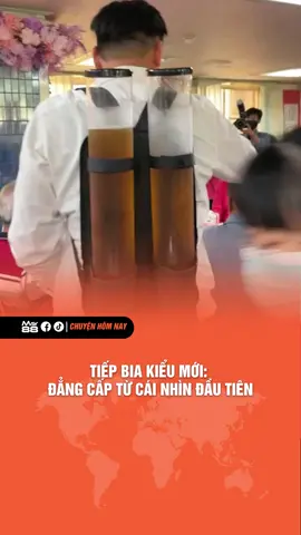 TIẾP BIA KIỂU MỚI ĐẲNG CẤP TỪ CÁI NHÌN ĐẦU TIÊN #giaitri #giatritonghop #cuocsong #haihuoc