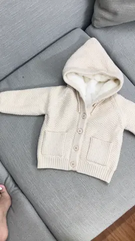 Áo khoác len lót lông cho bé siêu siêu ấm luôn ạ 