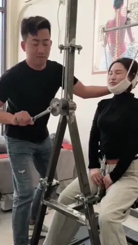 #satisfyingvideos #chiropractor #asmrsounds 