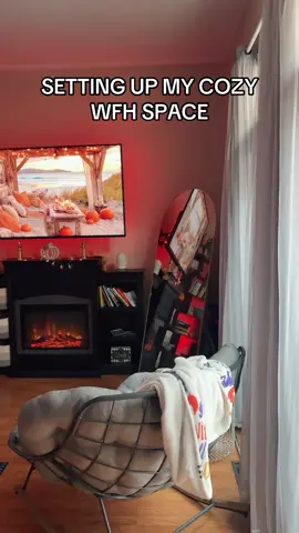 The vibe has to be juuuuust right 👌 #workfromhome #homeoffice #workspace 