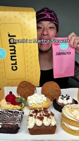 Crumbl collab with martha stewart #crumbl #marthastewart #cookies #cookie #mukbang 