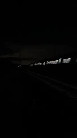 373 at night are just something else man #trains #trainspotting #fyp #373 #eurostar 
