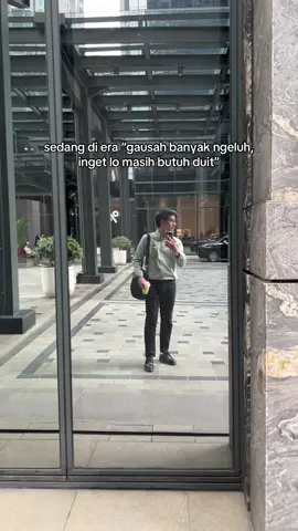 tetep bilang “aman” walaupun gedebag debug #karyawan #kantoran #officelife #corporatelife 