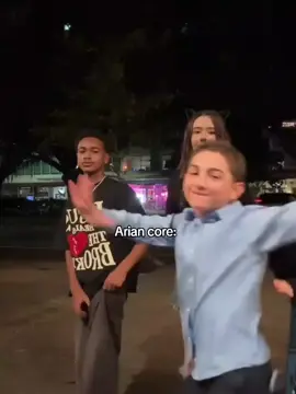 ele sincronizando no começo@Arian🐰⚾️  #welcometoderry🎈 #fypシ゚ #viral #airiancartaya #derry 