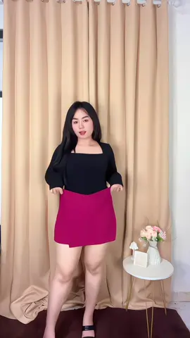 Atasan Panjang dengan Rok Celana Pendek? Gimana? #fyp #rekomendasioutfit #bodysuit #rokcelana #gajiansale 