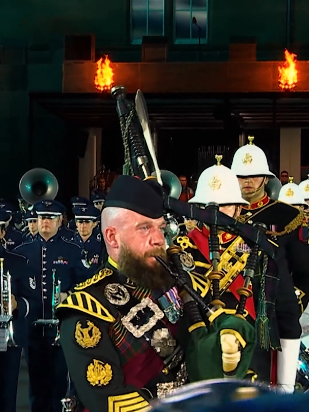 Highland Cathedral hits different😍 #baseltattoo #switzerland #Scotland #edinburgh #bagpipes 