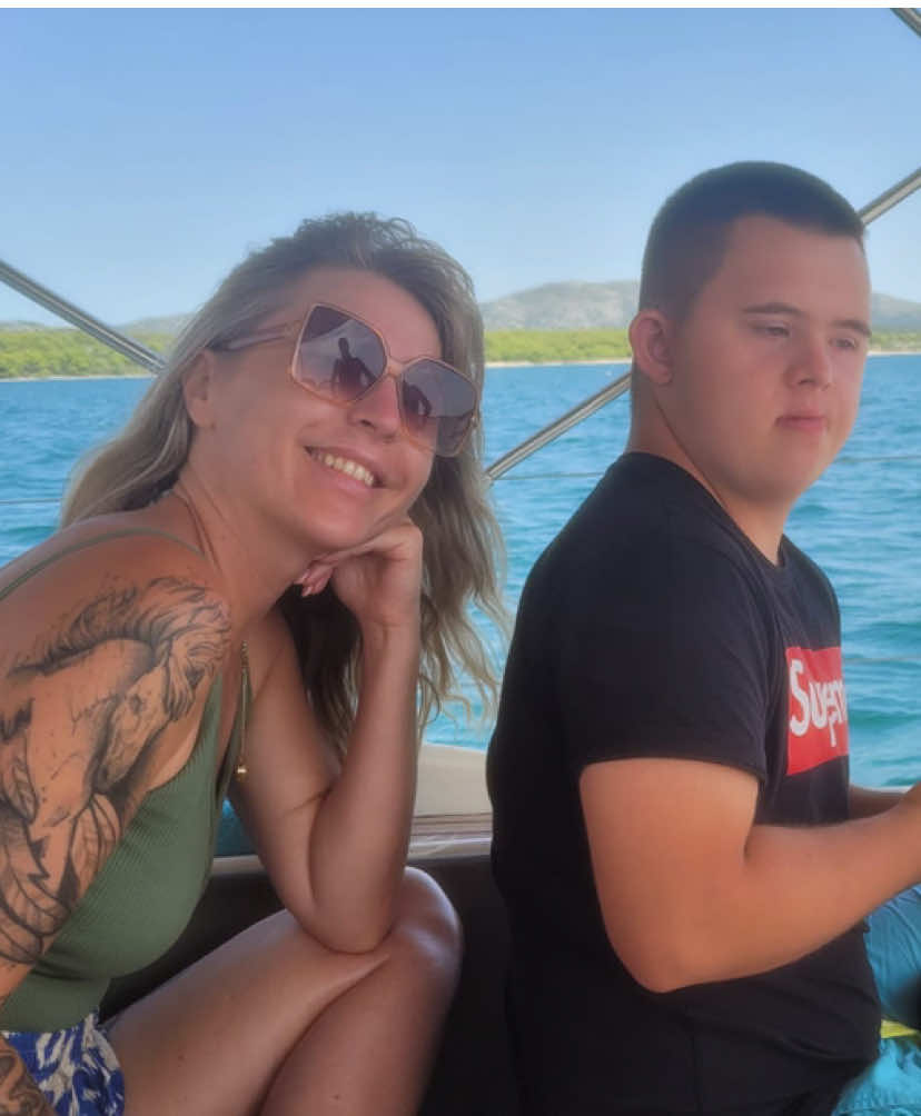 Pokonujemy strachy. Moje oczywiście bo Młody był superdzielny😁#momandson #happylife💅 #downsyndromerocks 