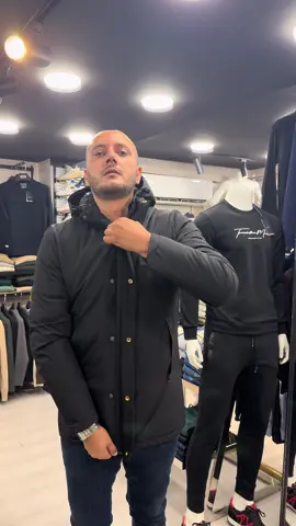 #TheTwantSix26 #vêtementshomme #gardigan #parka #fradperry 