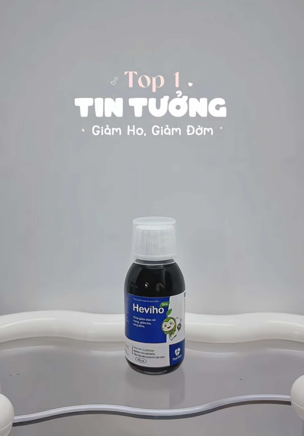 Tìm được chân ái mỗi khi Kem ho. Trộm vía nay nhỏ tự giác cầm uống luôn các bác uii #kemieu #siroho #heviho #mevabe #siroheviho 