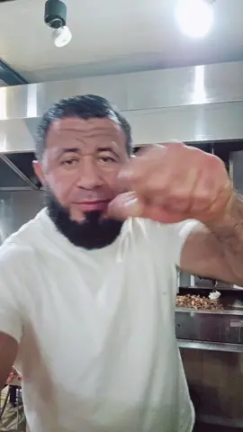 #король #стейков #в тренде #подписываемся #нас уже 200 тысяч еше нужно 150