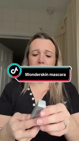 I’m honestly not great at makeup, but this Wonderskin Powerful Mascara makes me look like I actually know what I’m doing 😅 The lift, the length, the definition… it’s wild. No clumps, no flakes — just wow. #W#WonderskinMascaraP#PowerfulMascaraB#BeautyTokM#MakeupTransformationtiktokmademebuyit 