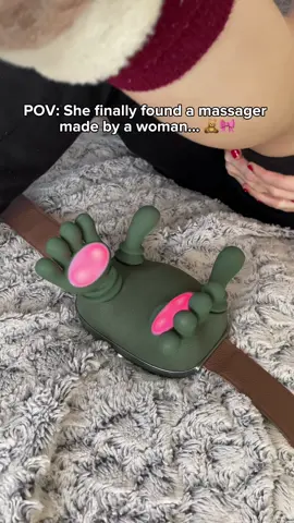 We all know someone who needs this massager… 😮‍💨💆‍♀️💆‍♂️#neckmassager #backmassager The ultimate neck & back automatic massager with heat therapy and deep tissue modes. Relieves neck stiffness, lower back tension, and boosts muscle recovery in minutes. Perfect Christmas gift idea for self-care lovers. 💆‍♂️✨