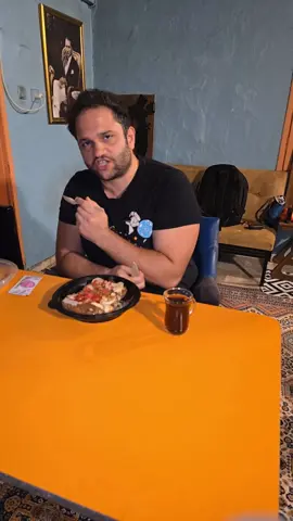 Keşfetten Gelenler Takip Edermisiniz ❤️ Bugün Sakura Waffle Diye Bir İşletmeden Eve Sipariş Ettim , 238 TL Ödedim , Eleştirilere Geçecek Olursam Waffle Hamuru Aşırı Kalındı Doyuruculuk Olarak Güzel Ama Tatlı Yerken Biraz Ağır Oluyor , En Beğendiğim Şey Kiraz Şekerlemeleri Oldu , Çikolata Kaliteleride Güzeldi , Ürünlerin Kalitesiyle İlgili Bir Sorun Yaşamadım , Paketlemeleri Güzeldi , Eve Getirme Süreleri Biraz Uzun Sürdü , Peki Siz 238 TL'ye Böyle Bir Tatlıyı Denemek İstermiydiniz ?  Ücretsiz #reklam #asmr #food #restaurants #yemek #adanakebap #sokaklezzetleri #döner #fityemek #restaurant #reels #keşfett #memes #funny #neredeyenir #adana#adana01 #diyetgünlüğü #menü #waffle #waffles #wafflehouse