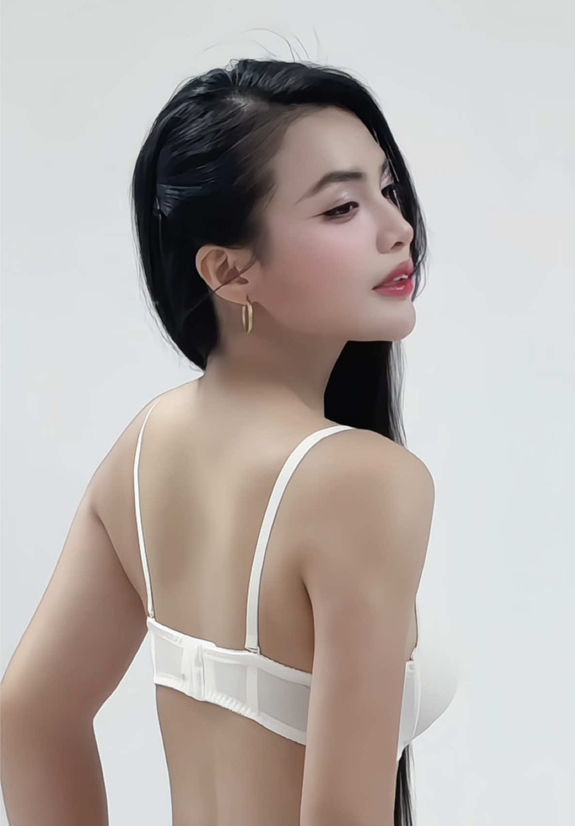 Giờ lên trend này có  vẻ hơi trễ #model 