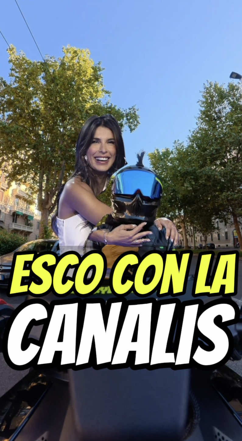 Mi sono innamorato, la vedo ovunque ormai 🤭 #moto #perte #amore #fun #canam 