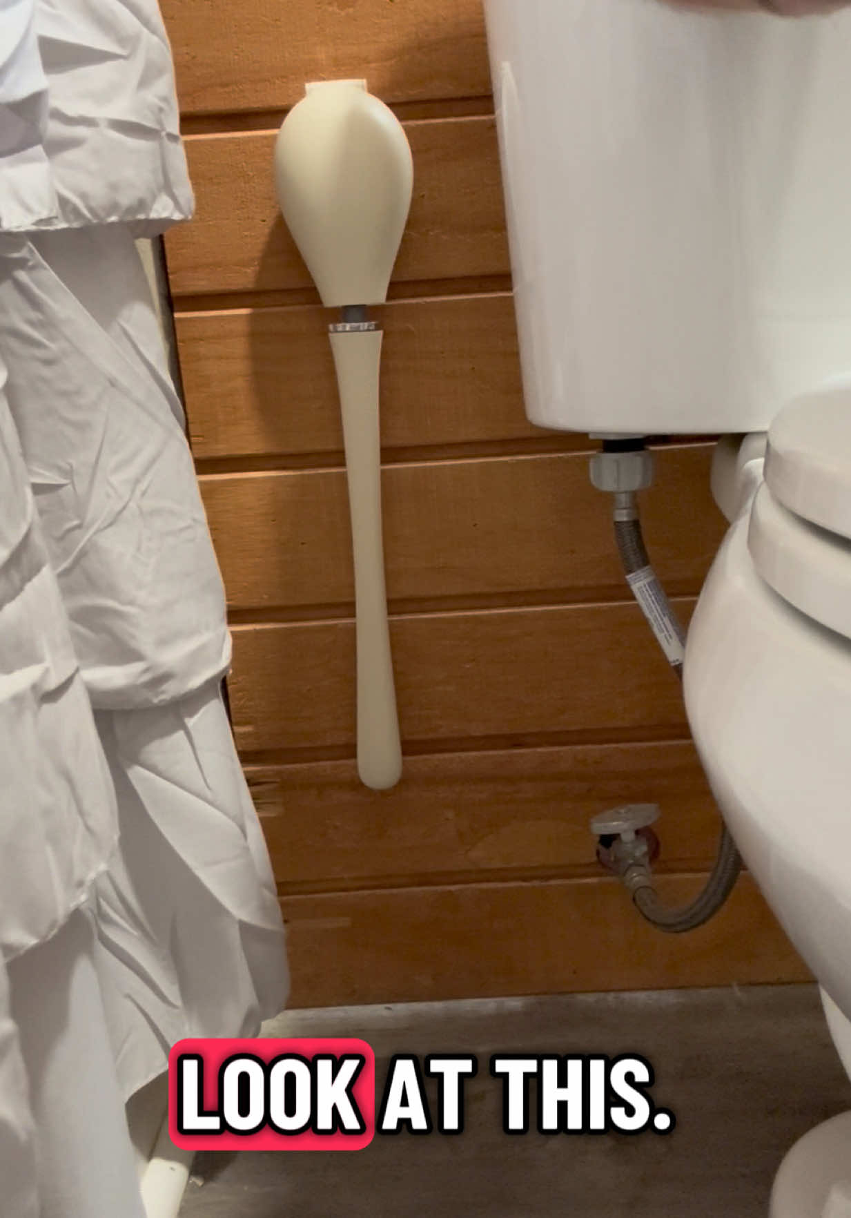 UFORU Wall Mounted Silicone Toilet Brush and Holder Set! #toiletbrush #bathroomorganization #bathroomdecor #bathroomcleaning #bathroommusthave 