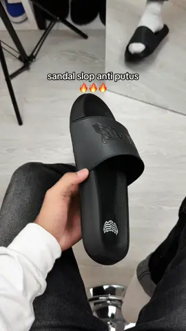 dari brandd icaruss🔥 #sandalslop #sandalselop #sandalslide #sandalmurah #sandalpria 