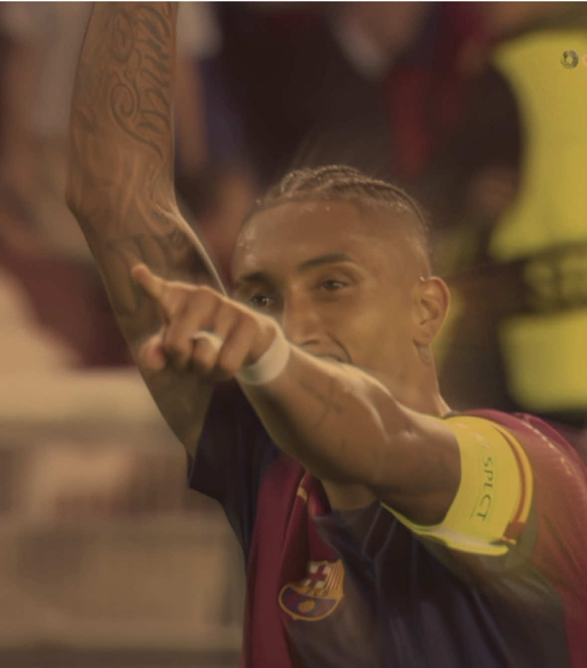 raphinha X slow dancing in the dark 💆‍♂️ | #raphinha #football #Soccer #edit #fyp 