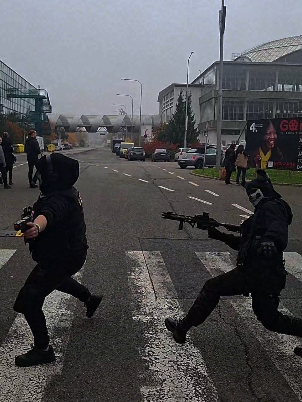 Turtle team in action on a mission🐢 . . . @Deamoon @CS:EUPHORIA @Whispe 🖤 @𝐂𝐬: 𝐒𝐤𝐞𝐥𝐞𝐭 @RedCor @Leo #masktoker #masktok #maskedmen #comiccon #foryou 