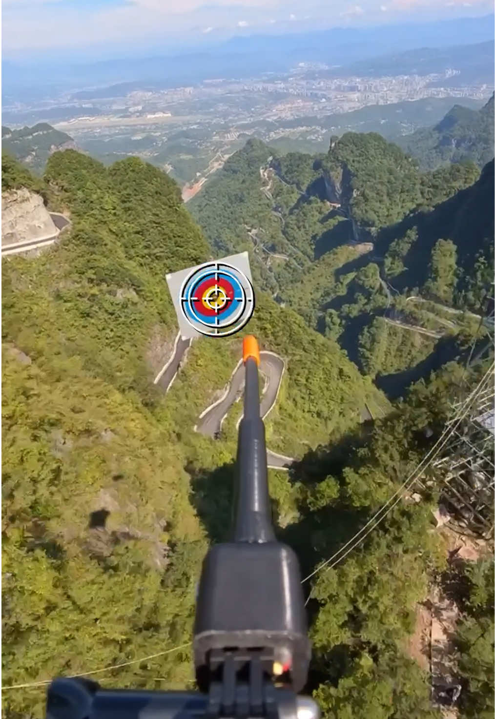 there’s no match for his precision 🎯 #wingsuit #extremesports #redbull #givesyouwiiings 