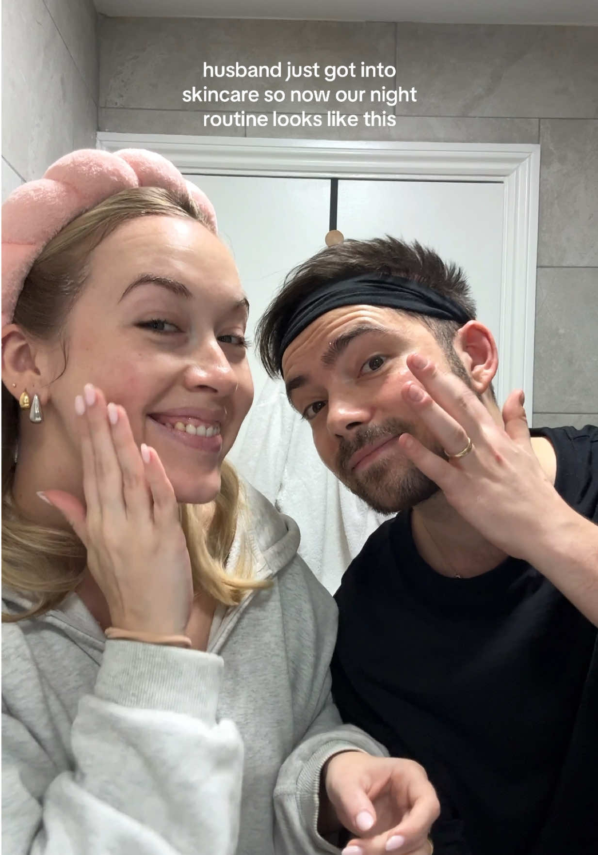 When he loves skincare just as much as you do >>> Current faves: @Clinique UK @ELEMIS @ClarinsUK @rhode skin 🫶🏻🫧✨  #nighttimeskincare #skincareroutine #mensskincare #couplegoals #getunreadywithme 