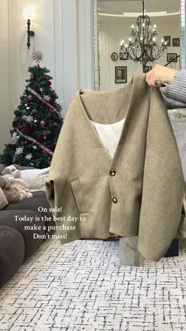 #christmas #tiktokmademebuyit #tiktokshopblackfriday #spotlightfinds #sweater 