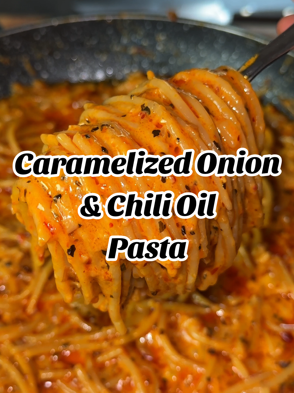 Spicy Onions😍 This caramelized onions with chili oil pasta recipe is PERFECT for the beginning of November! Comforting and tasty, exactly what we all need right now! 🔥 As you can see, you won't need much and it's super easy to cook! ✨ You need to try it, delicious, ready in no time and sooooo generous, it's your next go to recipe! 🤤 Ingredients: Spaghetti  Chili oil Cream Red onion Olive oil Garlic Italian seasoning  Salt Parmesan  I really hope you like it! The full recipe is in my Ultimate Pasta Cookbook, link in bio 📝 Bon appétit,  Bart❤️ #pasta #tasty #spicy #creamy #delicious 