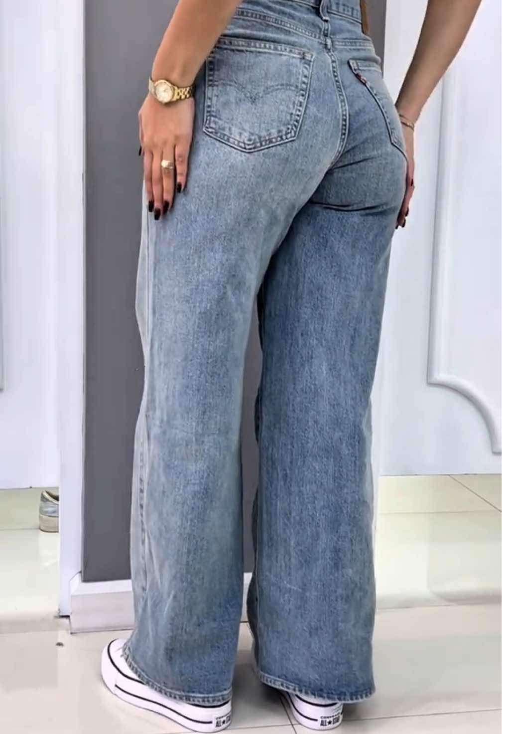 Haz tu look versátil y cómodo con los estilos nuevos de LEVI’S  para las chicas. 🎀✨ Visítanos o haz tu pedido por medio de WhatsApp! 📍De la esquina de los bancos 2 C. al sur, Estelí. 📍Del Pali central 1 1/2 C. al norte, Estelí. 🚛Envíos a todo el país  📲8926-5407 | 2713-3256 #levis #moda #pant #women #outfitideas 