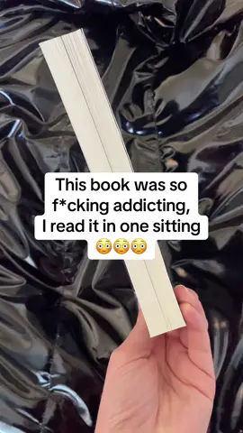 Seriously, it’s so good. Go, go, go! #thrillerbooks #bookishtiktok #booktokrecs #psychologicalthriller #thrilleraddict #kindleunlimited #ku #audiobooktok #thrillerbooklover 