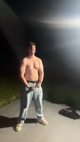 Never be that fat guy again #GymTok #gymevolution #bp #motivation #fyp 