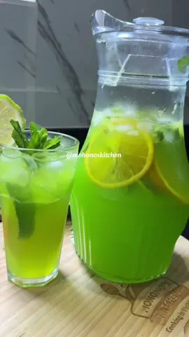 Replying to @Macaney 🤤❤️ LEMONADE DRINK 🥰😍👌  #mohonoskitchen😘 #mohonoskitchen #fyp #malabatiktoker #kenyantiktok🇰🇪 
