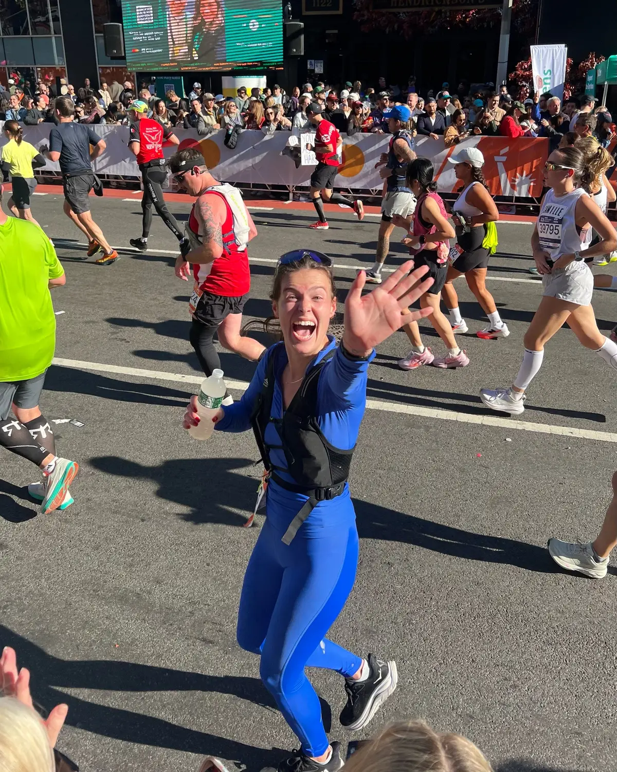 I’m crying looking back at all of these photos and videos🥹 thank you to everyone who came out to cheer me on, I truly couldn’t have done it without you guys❤️ Couldn’t be more proud of myself #nycmarathon #firstmarathon 