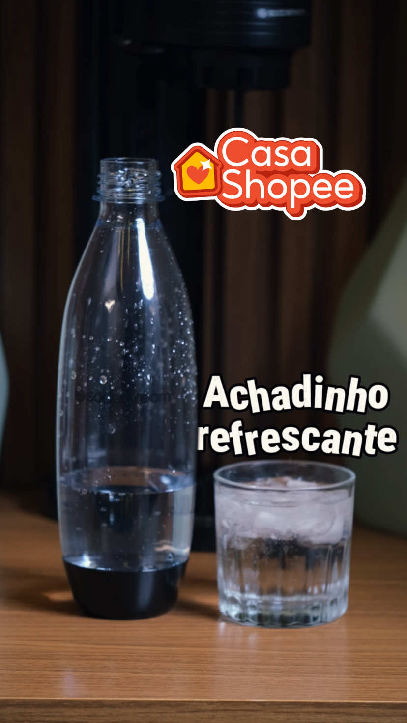 achadinho refrescante? temos! 🧡🤩 #AcheiNaShopee essa máquina de água com gás perfeita pra você que ama! Ah! e já manda pro seu amigo que é viciado em uma água com gás assim! 💧