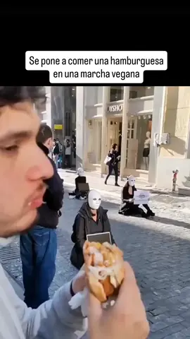 #solomemes😁🤣  Nose si esa mirada fue de hambre o de odió jajaja 