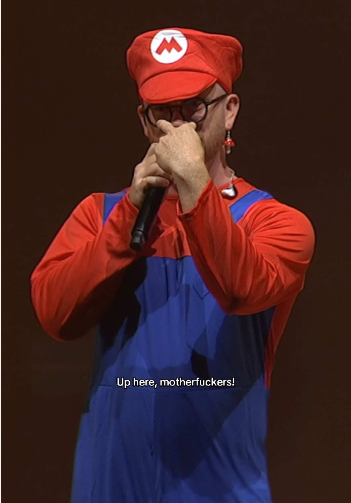 mate it was just me and my meat and two veg against the world in Belfast. @Benson idk how u do it but one day ill look like u in a jumpsuits... today is NOT that day. #mario #meatandtwoveg #belfast #eyes