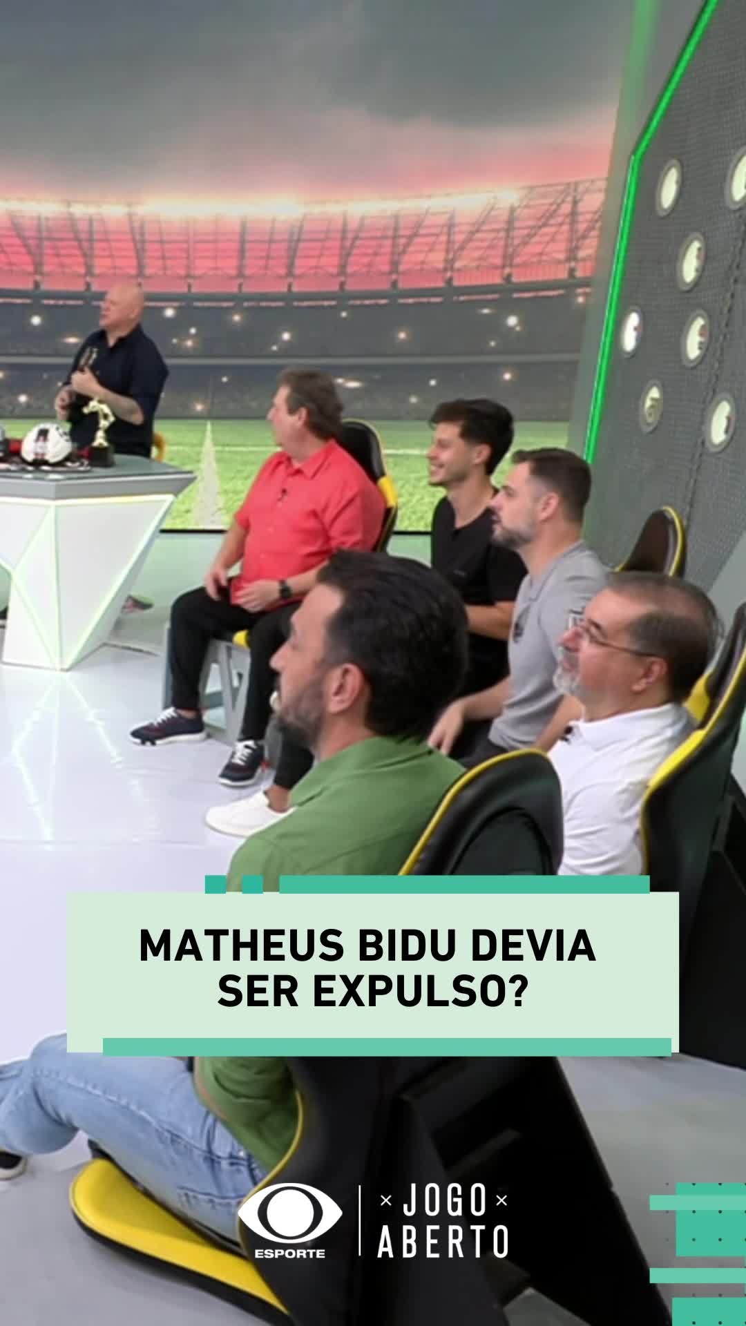 IH, RAPAZ 👀🤯 Matheus Bidu devia ser expulso contra o Grêmio? #JogoAberto