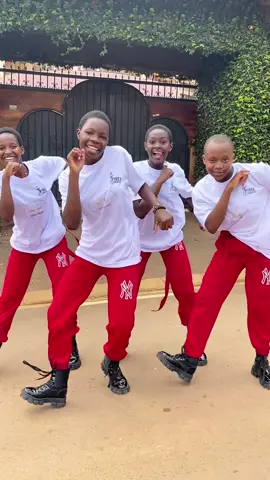 We will always make you smile 😃😃🙏#ugandatiktok🇺🇬 #ugandatiktok #pyrexdancers #dancechallenge #dancechallenge #everyone #kidsoftiktok #fyp #foryou #foryoupage #foryoupages#trending#viral #viraltiktok #goviral #forypppppppppppppppppppp @Kampala kids foundation 🇺🇬 
