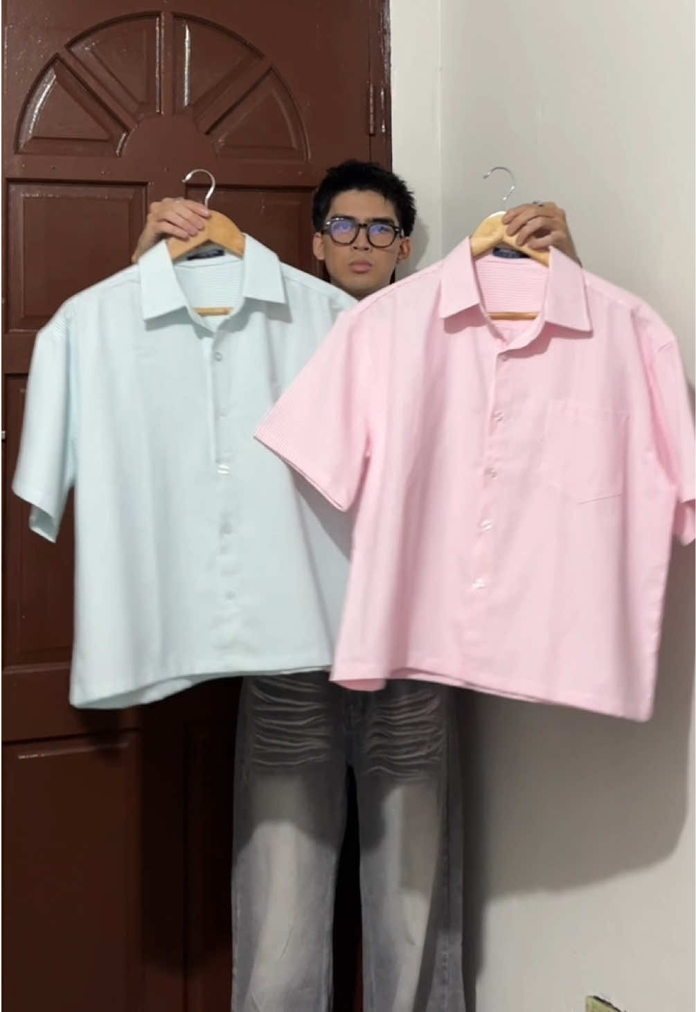 bought both colorways I liked, and honestly, no regrets — they’re both fire! 💚💗 #polo #unisex #TikTokFashion #outfit #fyp