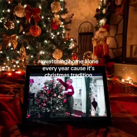 rewatching home alone every year cause it’s christmas tradition 🎅🎄#christmas #viral #fyp #nostalgia #homealone 
