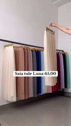 A Maior Loja de Moda evangelica  Modesta de Goiânia! 🇧🇷🌍 Seja bem-vindo(a) à use_avirtuosa referência em moda modesta  com os looks mais elegantes e estilosos do mercado! 📦 Trabalhamos com vendas no atacado a partir de R$350,00 🔄 Modelos variados no pedido mínimo ✈️ Enviamos para todo o Brasil e exterior Garanta as peças que mais vendem e surpreenda suas clientes com qualidade, estilo e sofisticação! 📲 Entre em contato e faça já seu pedido! (62)992371029 -vendedora Jessica  (62)995297070 -vendedora Anny  (62)993832725 - vendedora Valéria  . #vestidos #dres #look #crepedemalha #vestidosnocrepe                    trend  