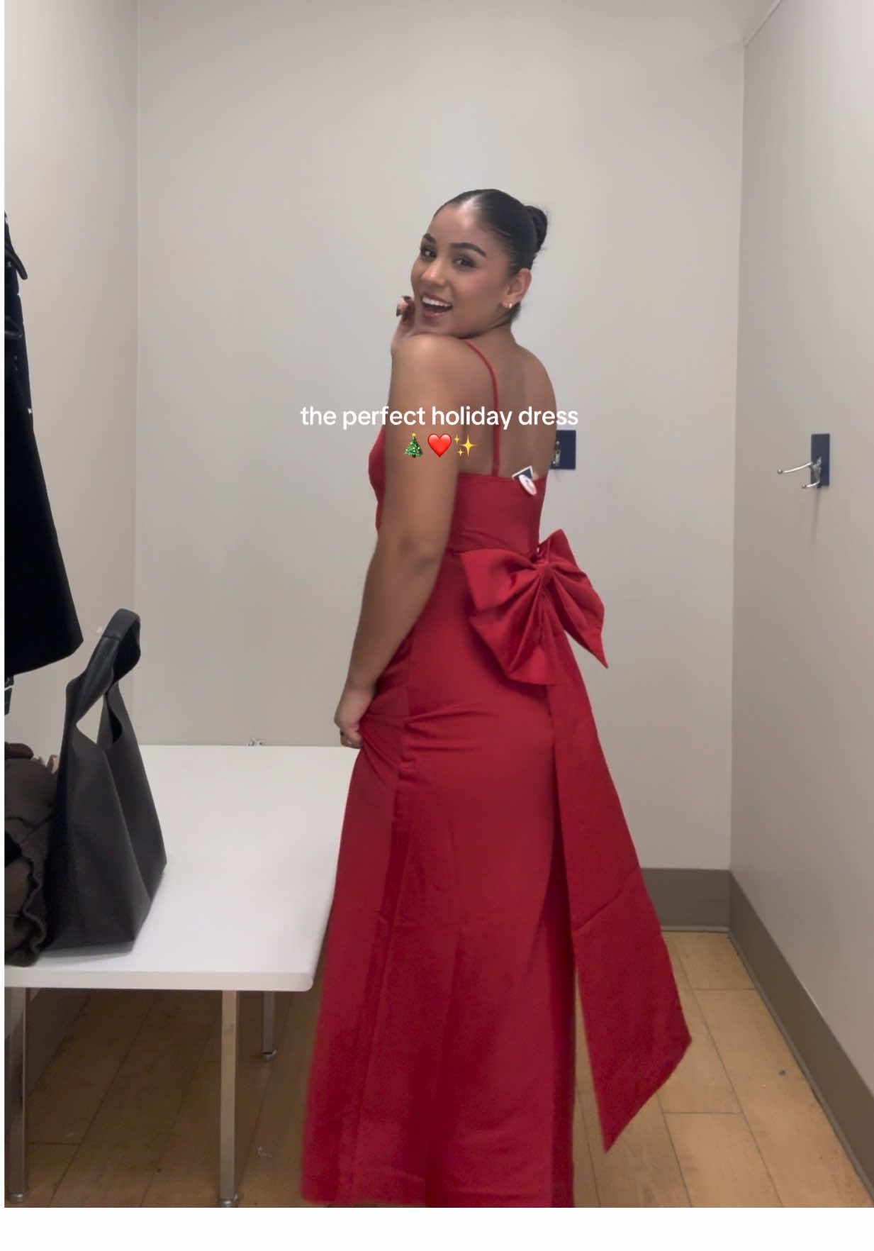 the perfect holiday dress 😍✨ @Marshalls #holidaydress #holidaydressinspo #christmasoutfitideas #marshallsfinds 