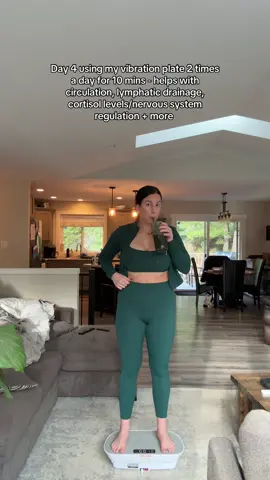 Day 4! Havent noticed anything crazy, but I do notice that it massively decreases stress and anxiety and I feel calmer after I use it!!! Loving it so far! #vibrationplatejourney 