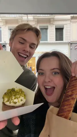 Abonne toi pour plus de bon plan :) Boulangerie Copains à Lyon 📍 2 adresses  - 80 rue du Président Edouard Herriot, Lyon 2 - 3 cours Vitton, Lyon 6 @Copains  #glutenfree #lyonfood #ugc #patisserie #gouter partage spontané :)